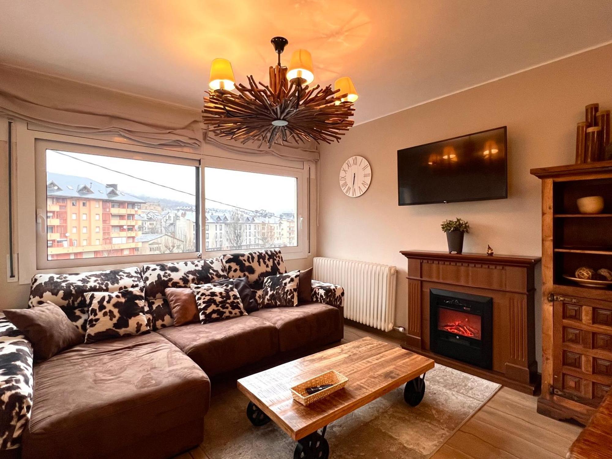 Apartament Les Vernedes - L'Amfitriona Sort Luaran gambar